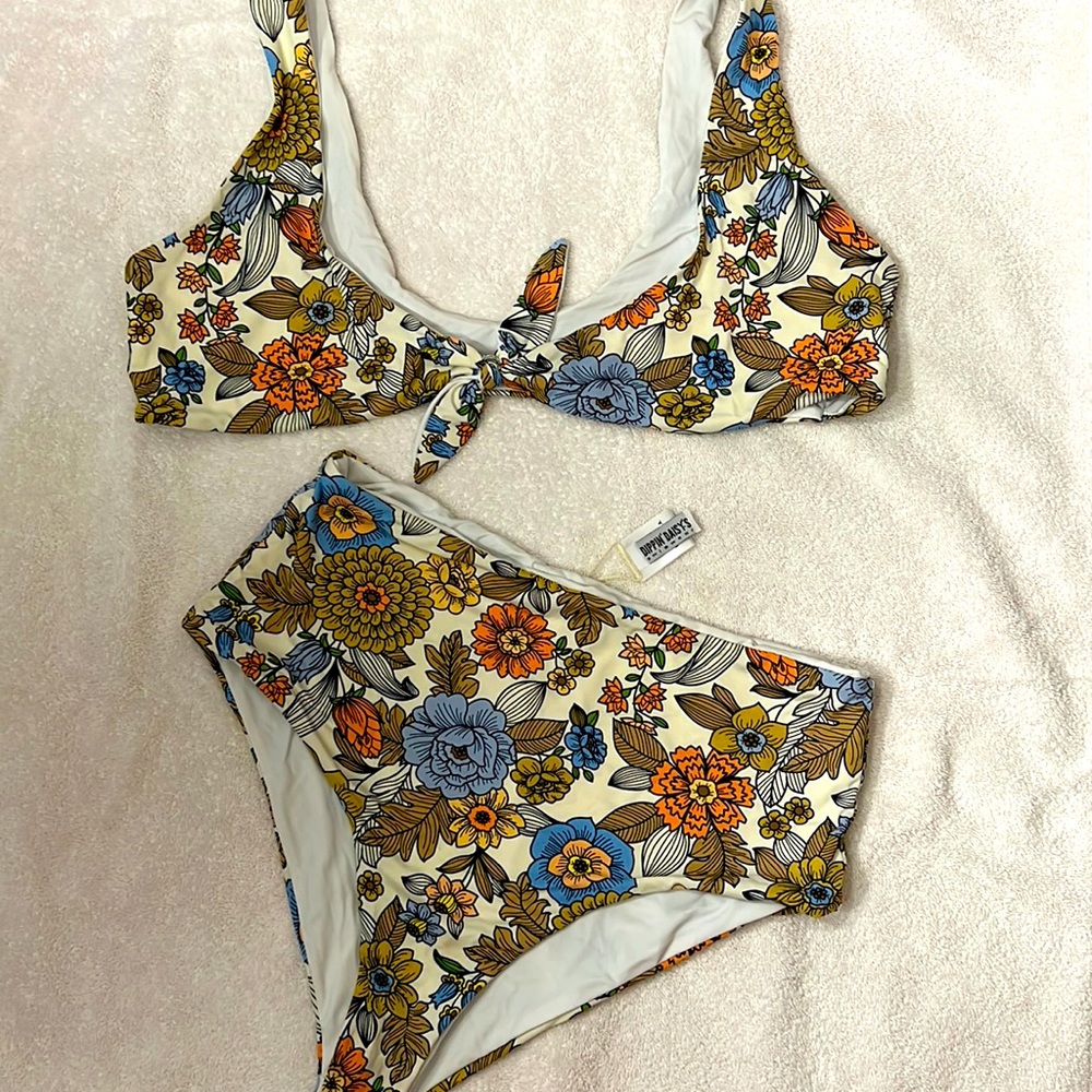 Dippin’ Daisy’s Swimmwear High Rise Bikini